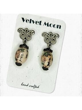 5983gc. Ceramic Floral Earrings